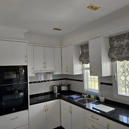 Club Atlantis 148 - One Bed